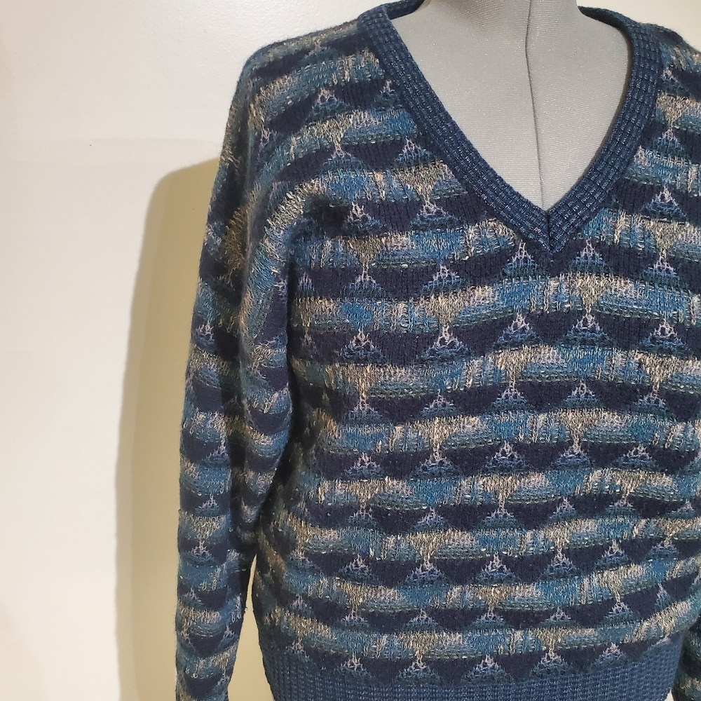 Sweater - Picture 2 of 3